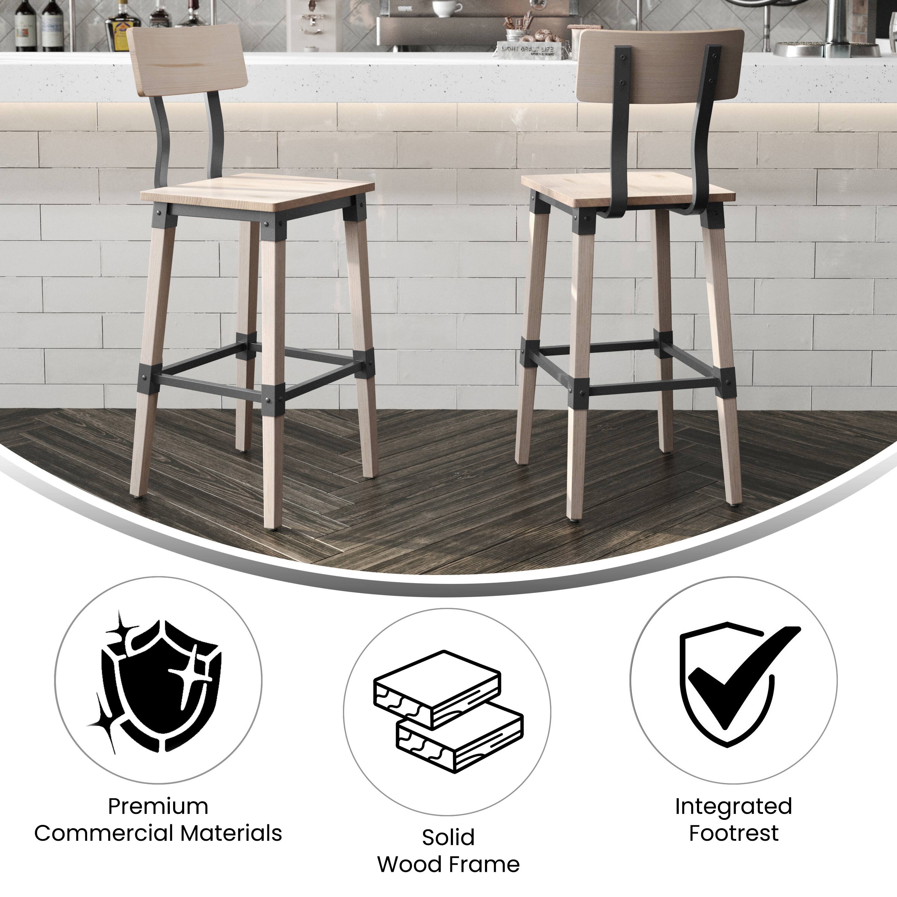 Premium Commercial Materials  
Solid Wood Frame  
Integrated Footrest