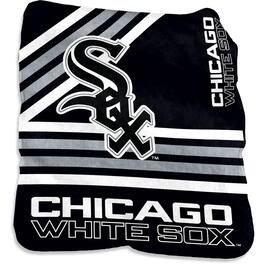 Logo Brands - Chicago White Sox 50'' x 60'' Plush Raschel Throw Blanket - Multicolor