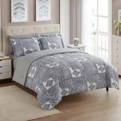 Front. Sweet Home Collection - 7 Piece Tulsa Bed in a Bag Printed Comforter & Sheet Set - King - Multicolored.