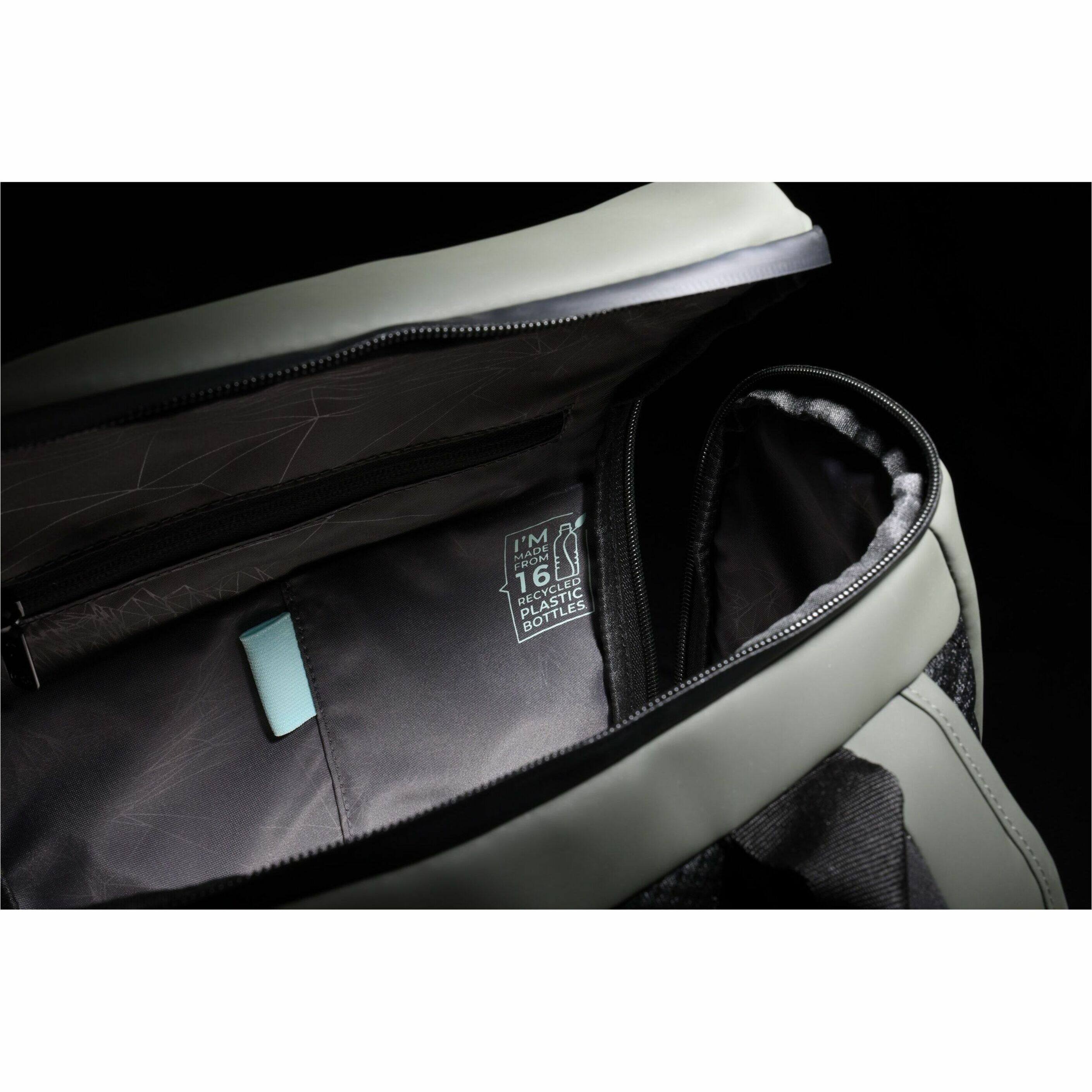 I'm made from 16 recycled bottles.