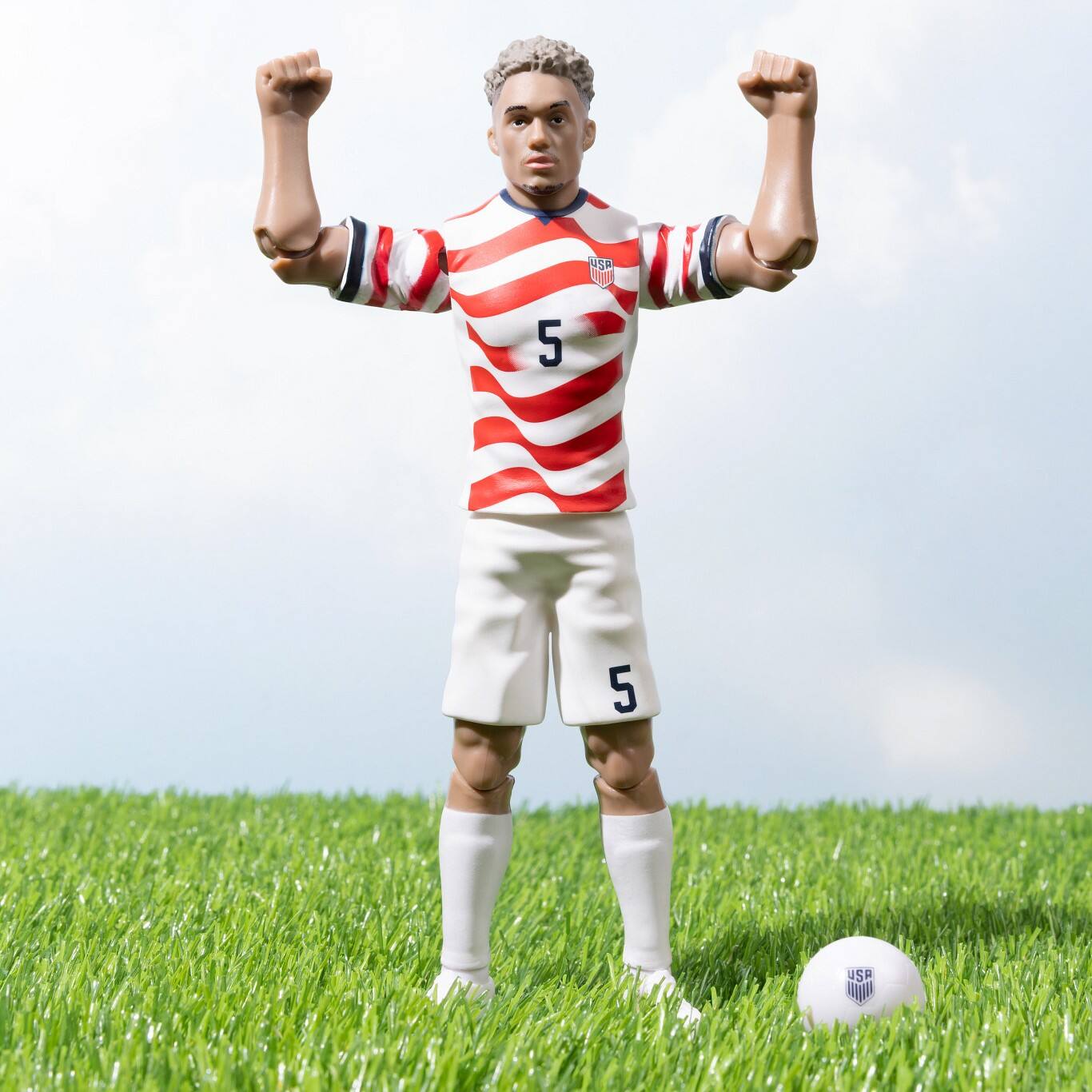 Alt View 2. Banbo Toys - Banbo Toys SOCKERS 2026 USMNT Antonee Robinson (Home Jersey) 8" Collectible Soccer Action Figure.