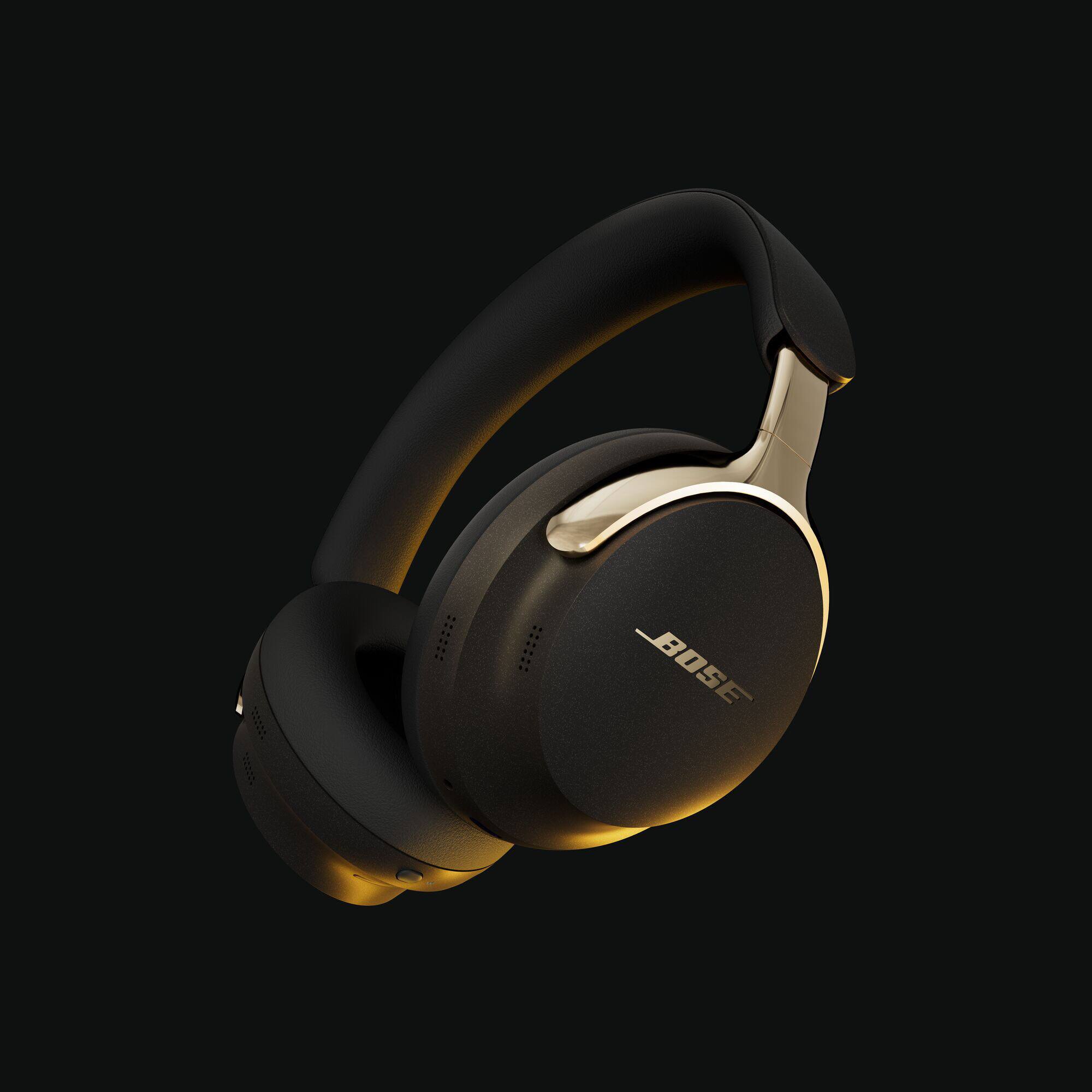 Alt View 2. Bose - QuietComfort Ultra Headphones (2nd Gen) - Desert Gold.