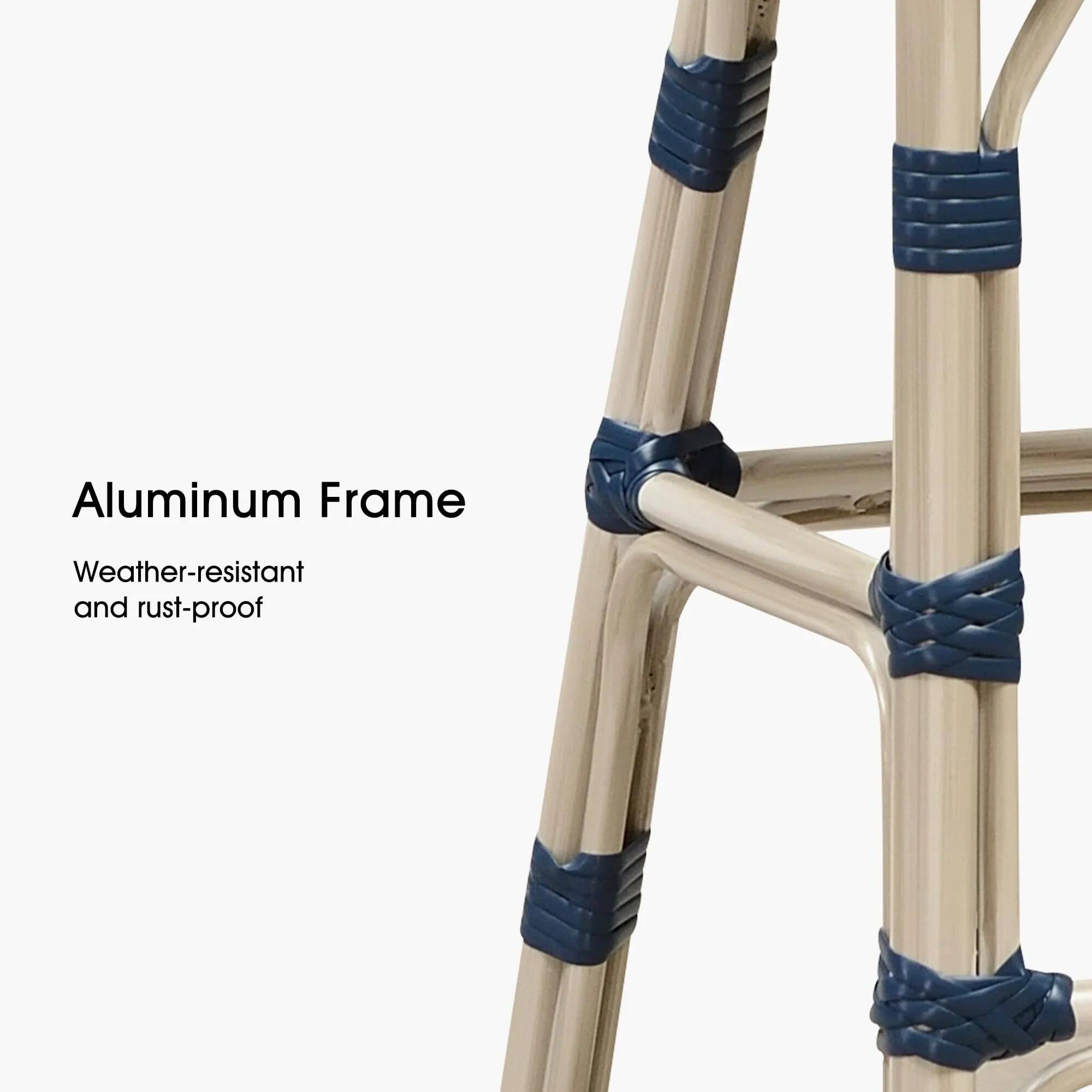 Aluminum Frame  
Weather-resistant and rust-proof