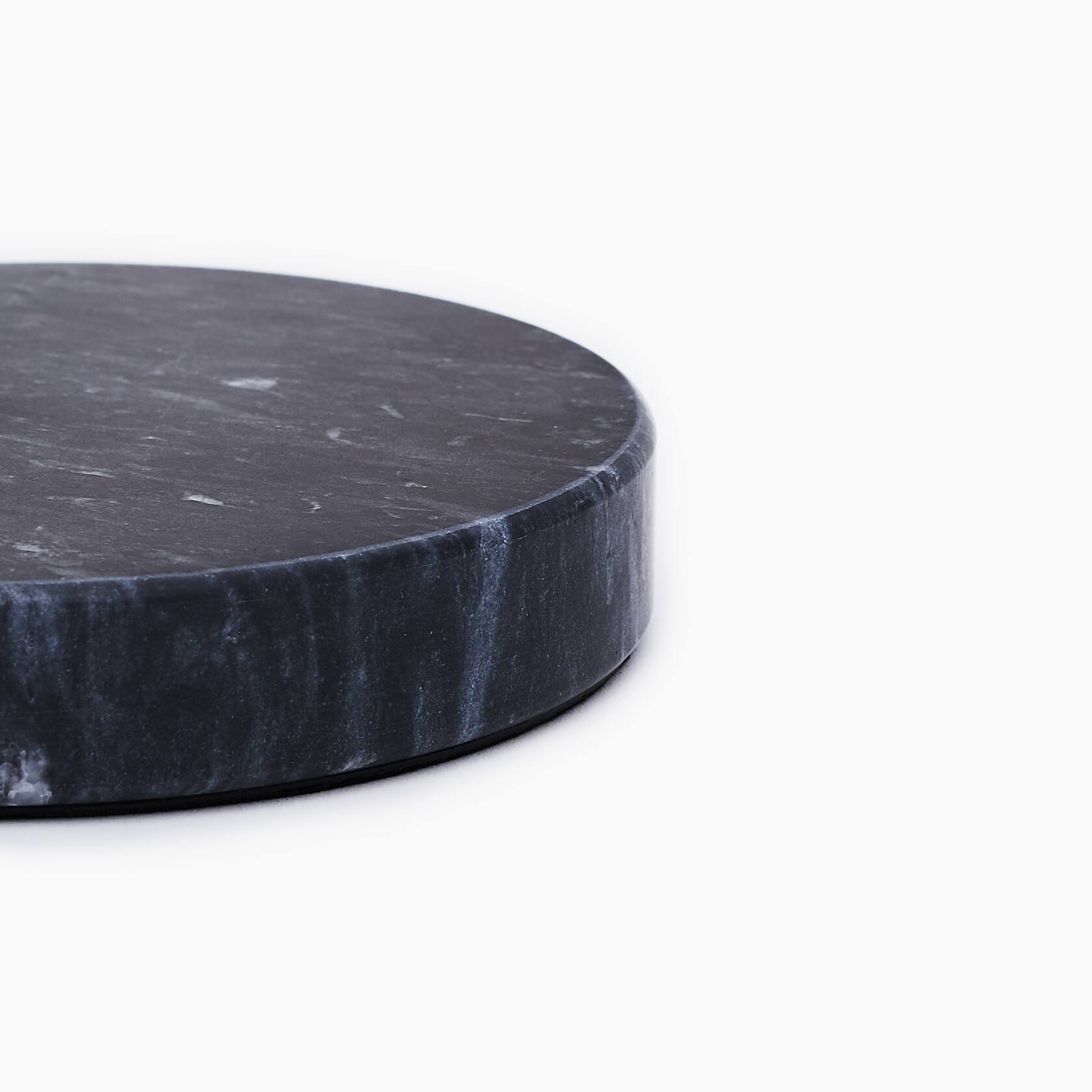Alt View 11. Einova - Eggtronic Stone 10W Wireless Charging Pad for Qi-enabled Devices - Black Marble.