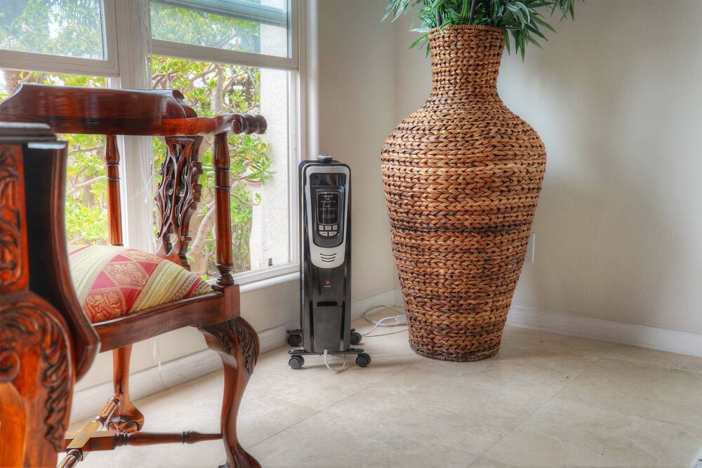 Alt View 13. NewAir - Electric Oil Radiator Heater - Black.