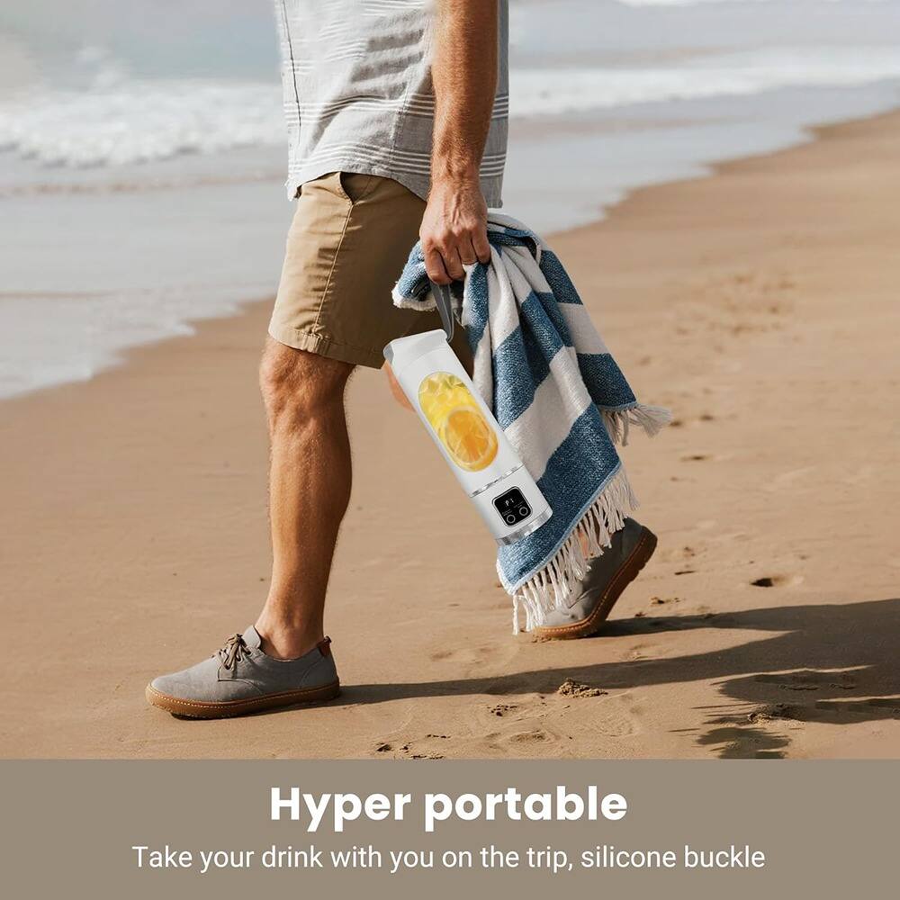 Hyper portable  
Take your drink with you on the trip, silicone buckle
