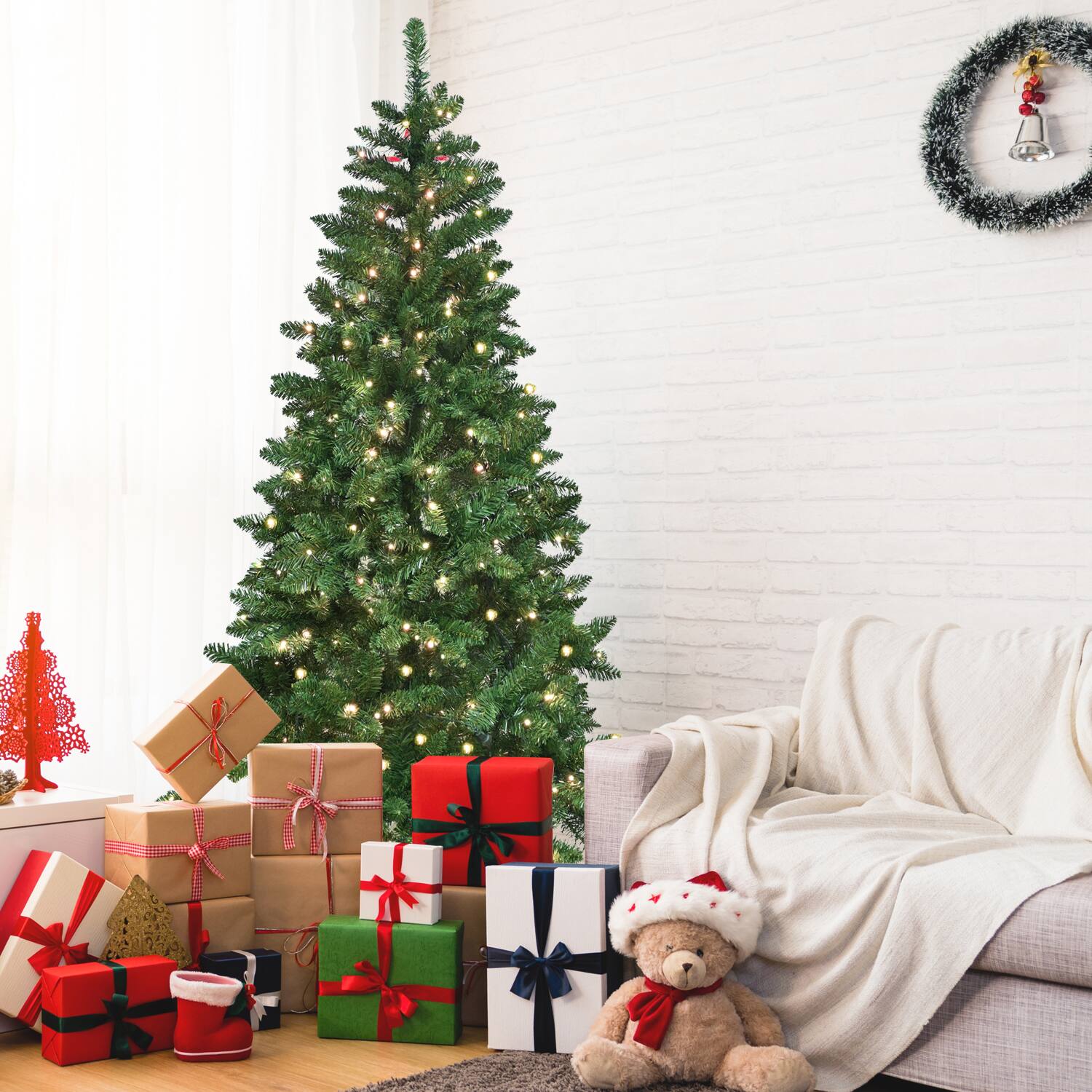 Left. Spaco - Spaco 6ft Artificial RGB lit Christmas Tree with PVC Mixed Branch Tips - Green.