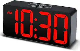 FINEAK - Small Digital Alarm Clock for Bederoom, Electric Bedside Desk Clock with USB Charging Port - Red