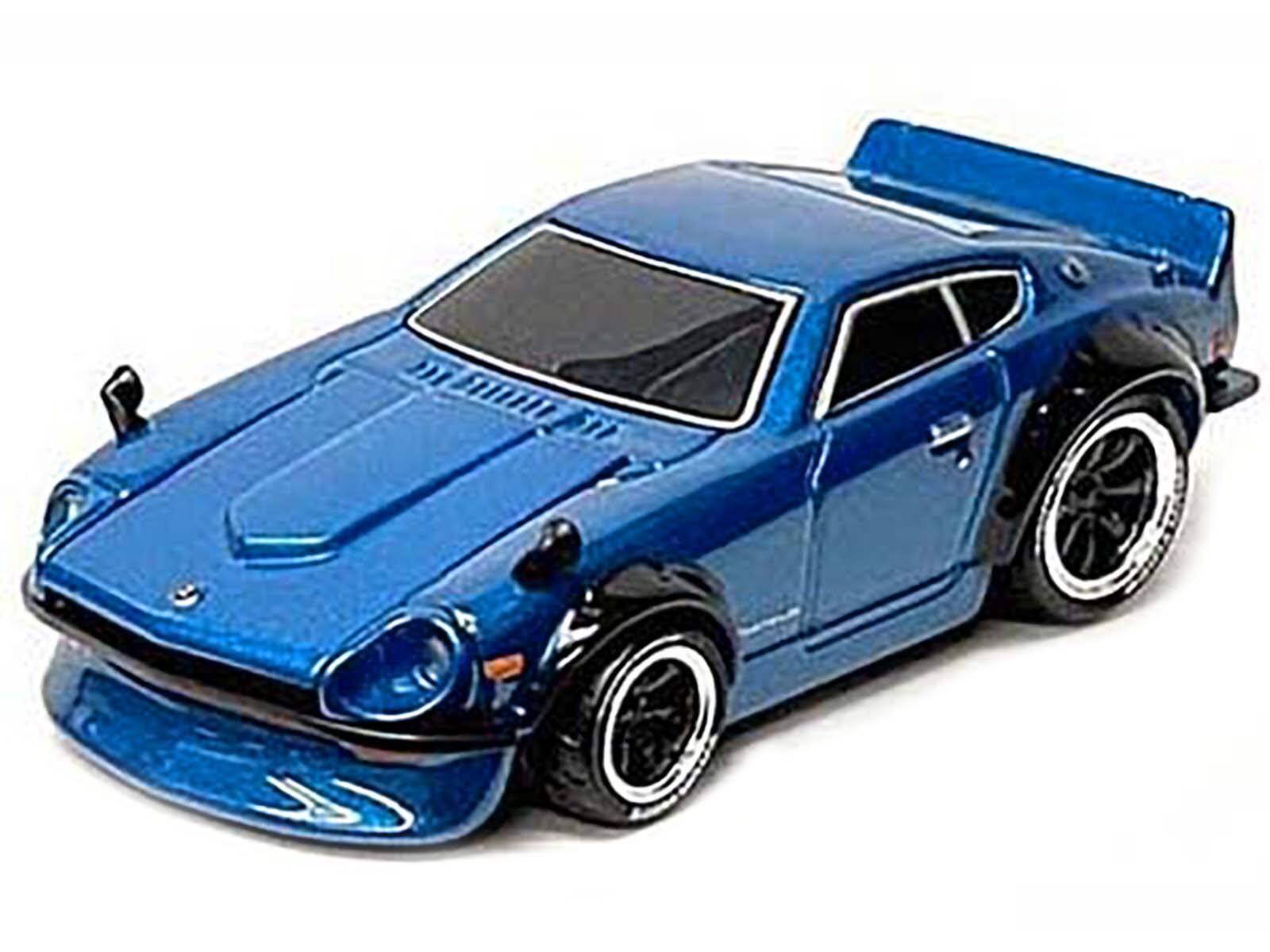 Alt View 1. Muscle Machines - 1972 Datsun 240Z Blue Metallic 1/64 Diecast Model Car by Muscle Machines.