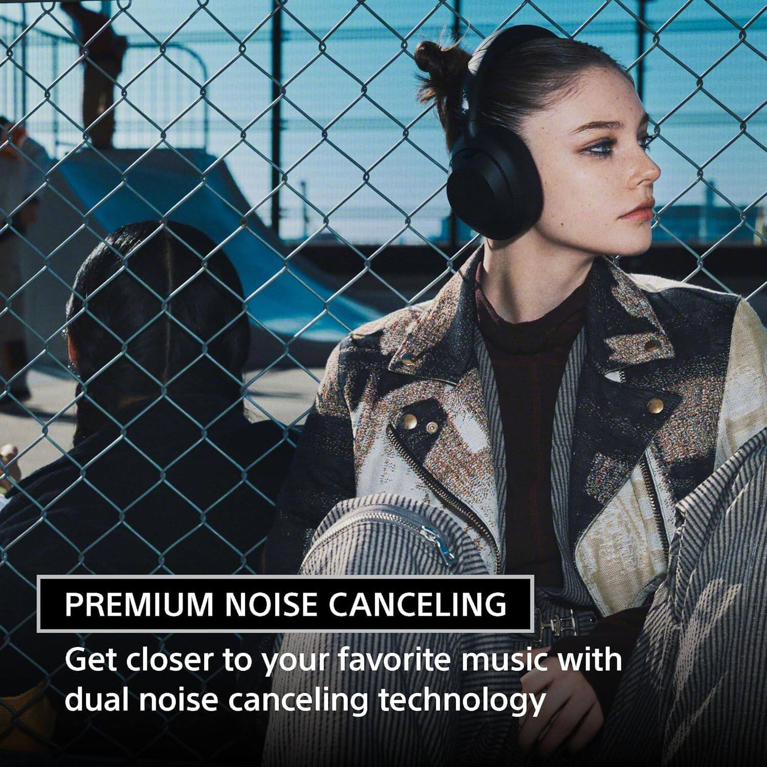 PREMIUM NOISE CANCELING  
Get closer to your favorite music with dual noise canceling technology