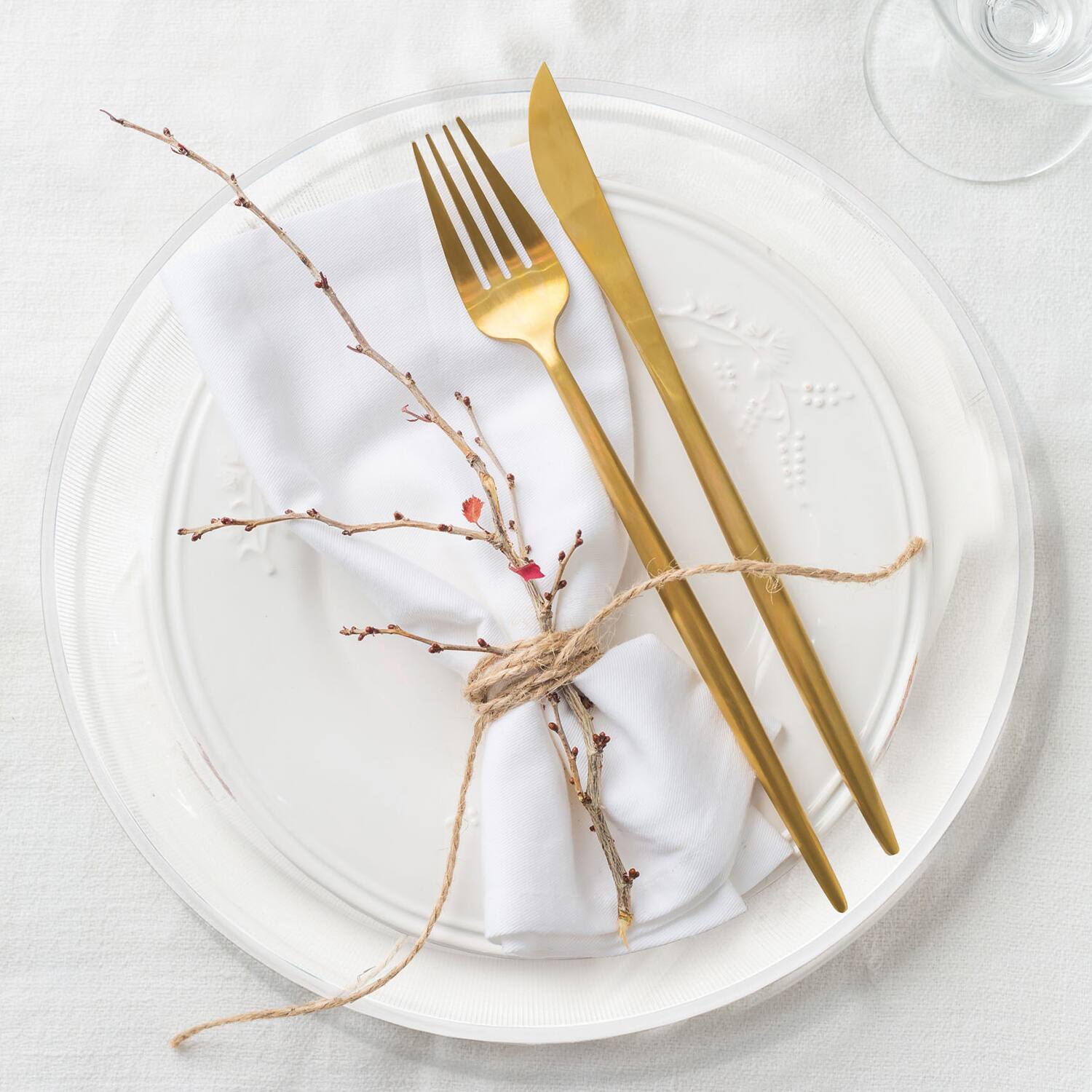 Angle. American Atelier - Elite Glass Charger Plate withWhite Rim 13"D - White.