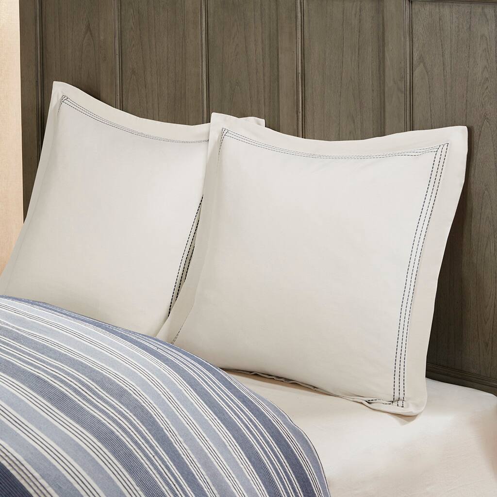 Alt View 1. Gracie Mills - Gracie Mills Nolan Jacquard Stripe Comforter Set - Blue.