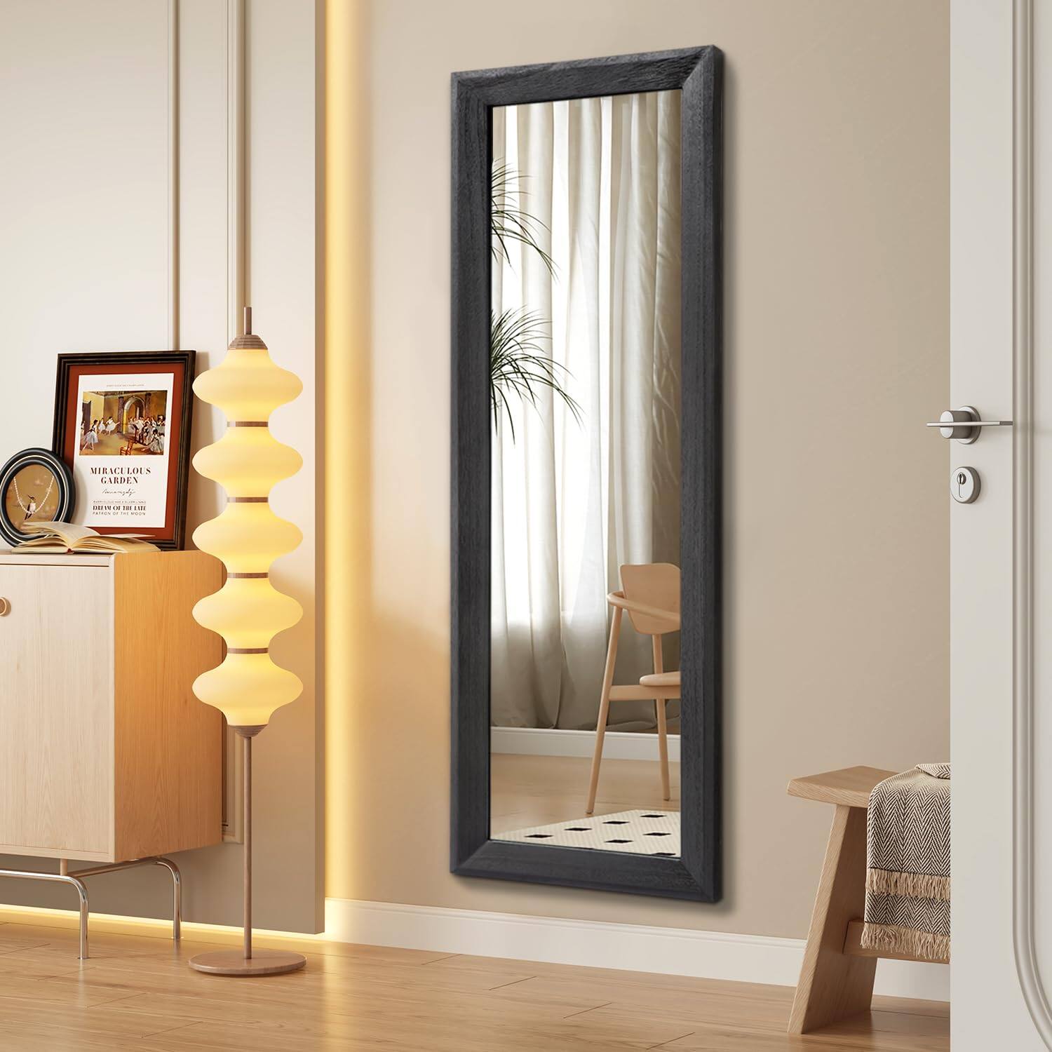 MIRACULOUS GARDEN  
GARDEN OF THE LOST  
THE GARDEN OF THE LOST