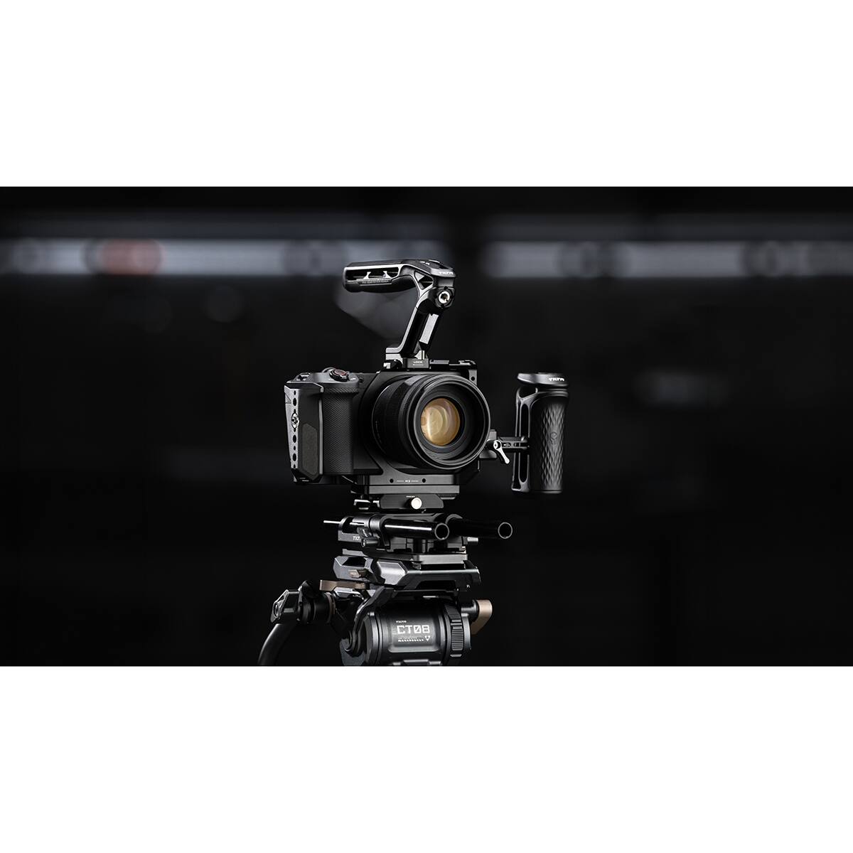 Alt View 5. Tilta - Tilta Full Camera Cage for Canon R6 V, Black.