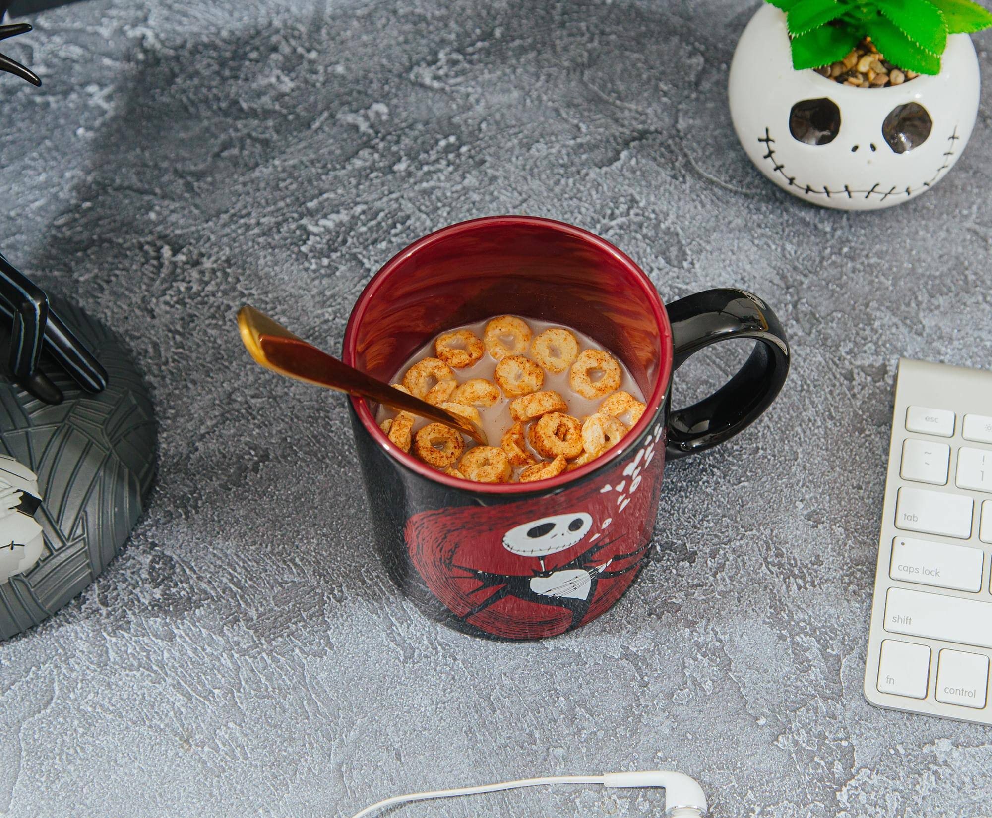 esc  
tab  
caps lock  
shift  
fn  
control