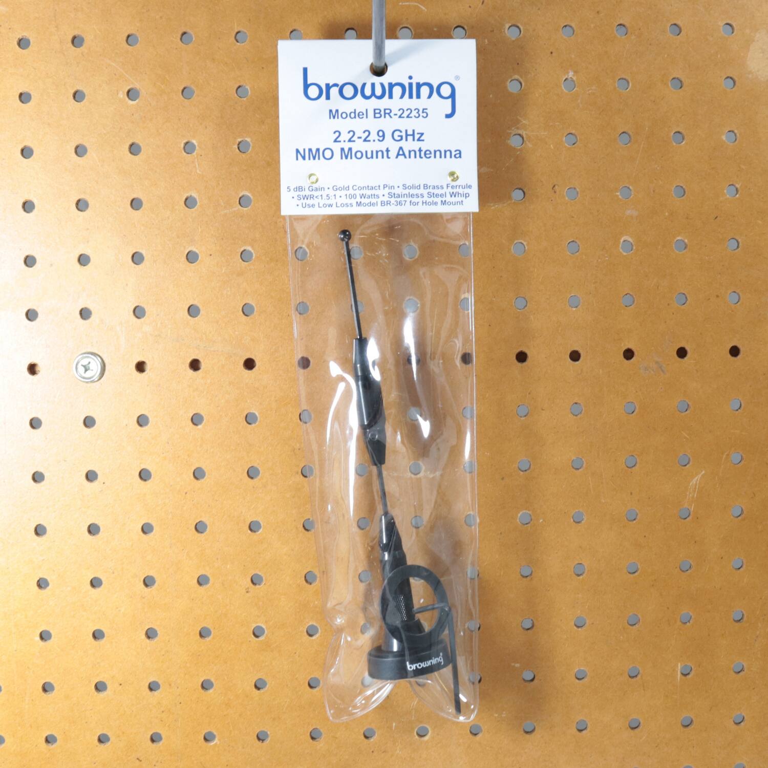 browning Model BR-2235  
2.2-2.9 GHz  
NMO Mount Antenna  
5 dBi Gain  
Gold Contact Pin  
Solid Brass Ferrule  
Stainless Steel Whip  
SWR<1.5:1  
100 Watts  
Use Low Loss Model 8H-367 for Hole Mount