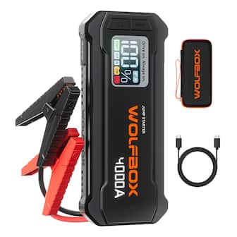 WOLFBOX
JUMP STARTER 4000A
Drive on. Always on.
BOOST
START
OUT IN
LOW
ERROR %
Drive on. Always on.
WOLFBOX
JUMP STARTER