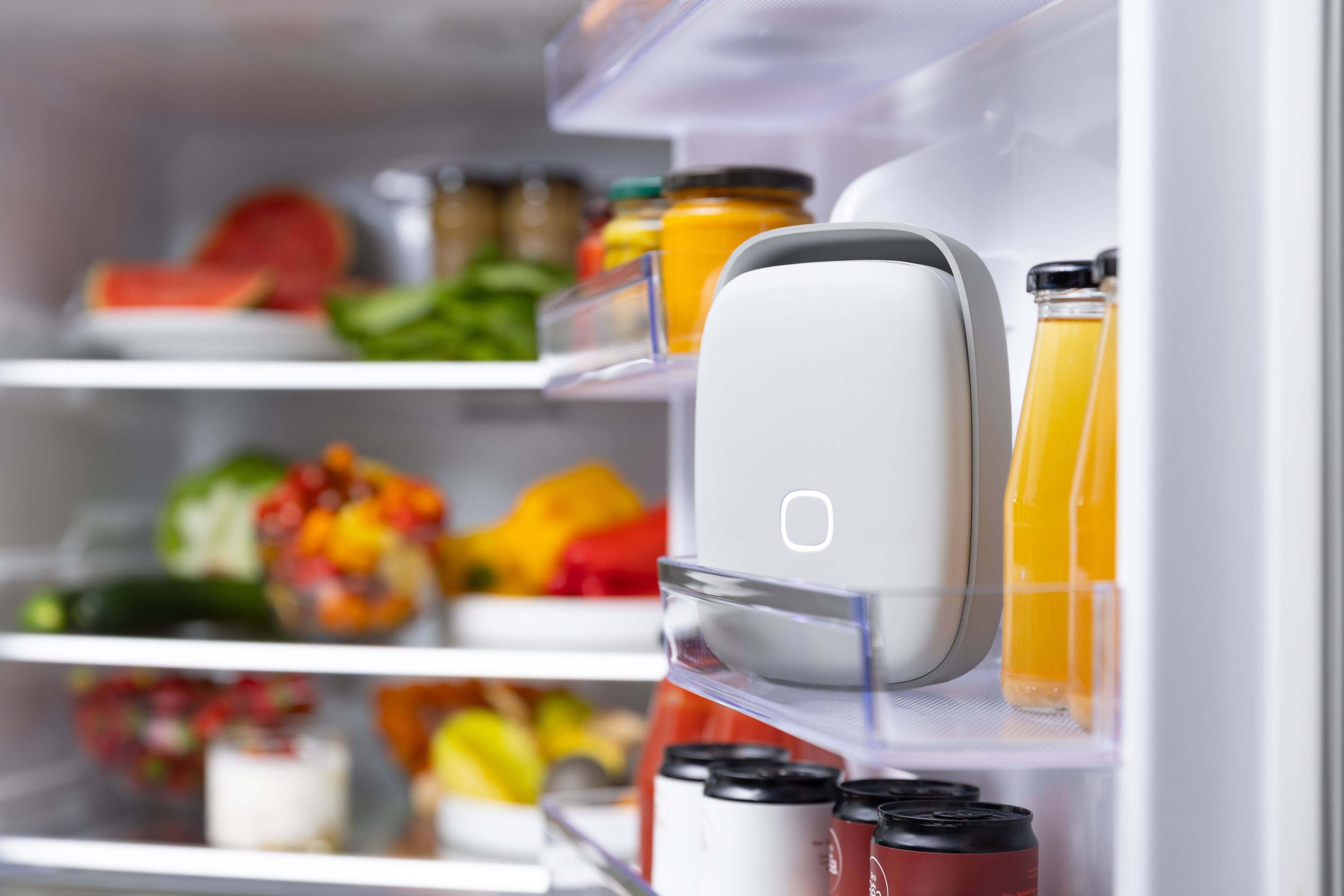 Alt View 23. Vitesy - SHELFY Smart Refrigerator Device, Extends Food Freshness and Reduces Food Waste, Removes Bad Odors, Washable Filter - White.
