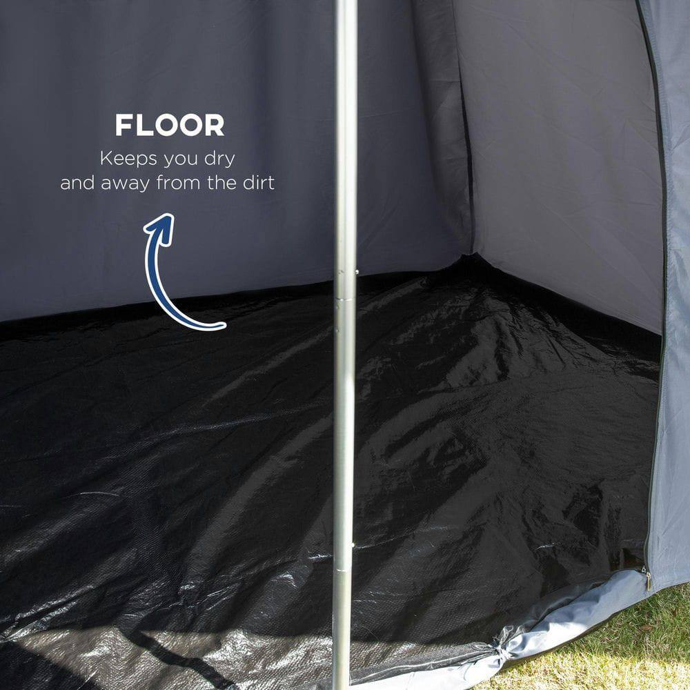 FLOOR  
Keeps you dry and away from the dirt