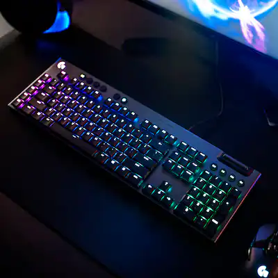 Logitech G815 LIGHTSYNC Full size Wired Mechanical GL Clicky