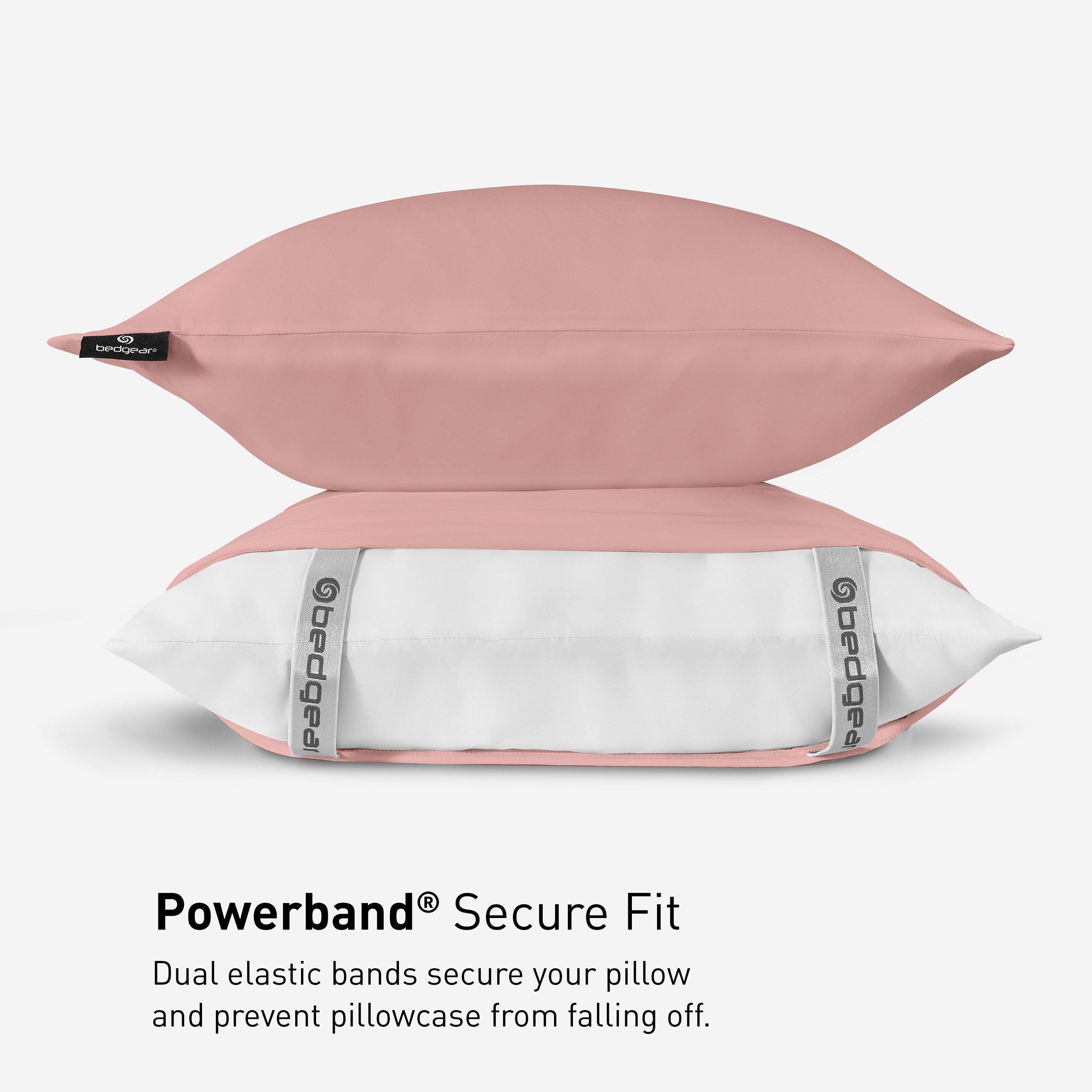 bedgear Powerband® Secure Fit Dual elastic bands secure your pillow and prevent pillowcase from falling off.