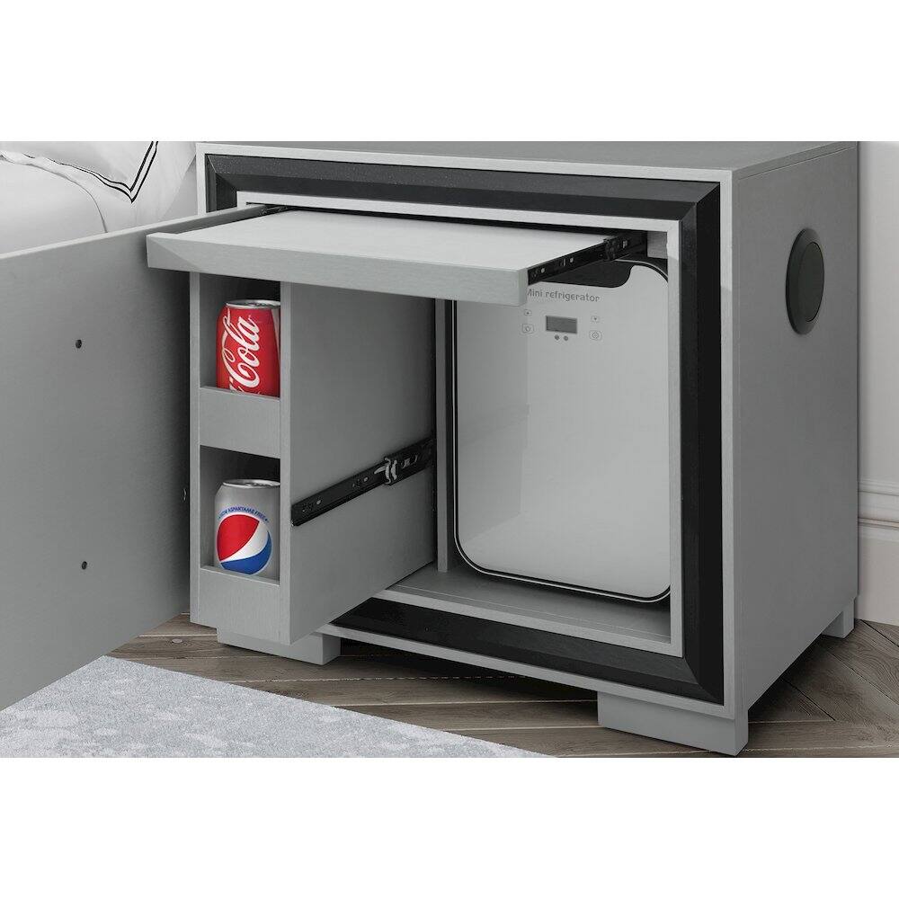Cola Aini refrigerator