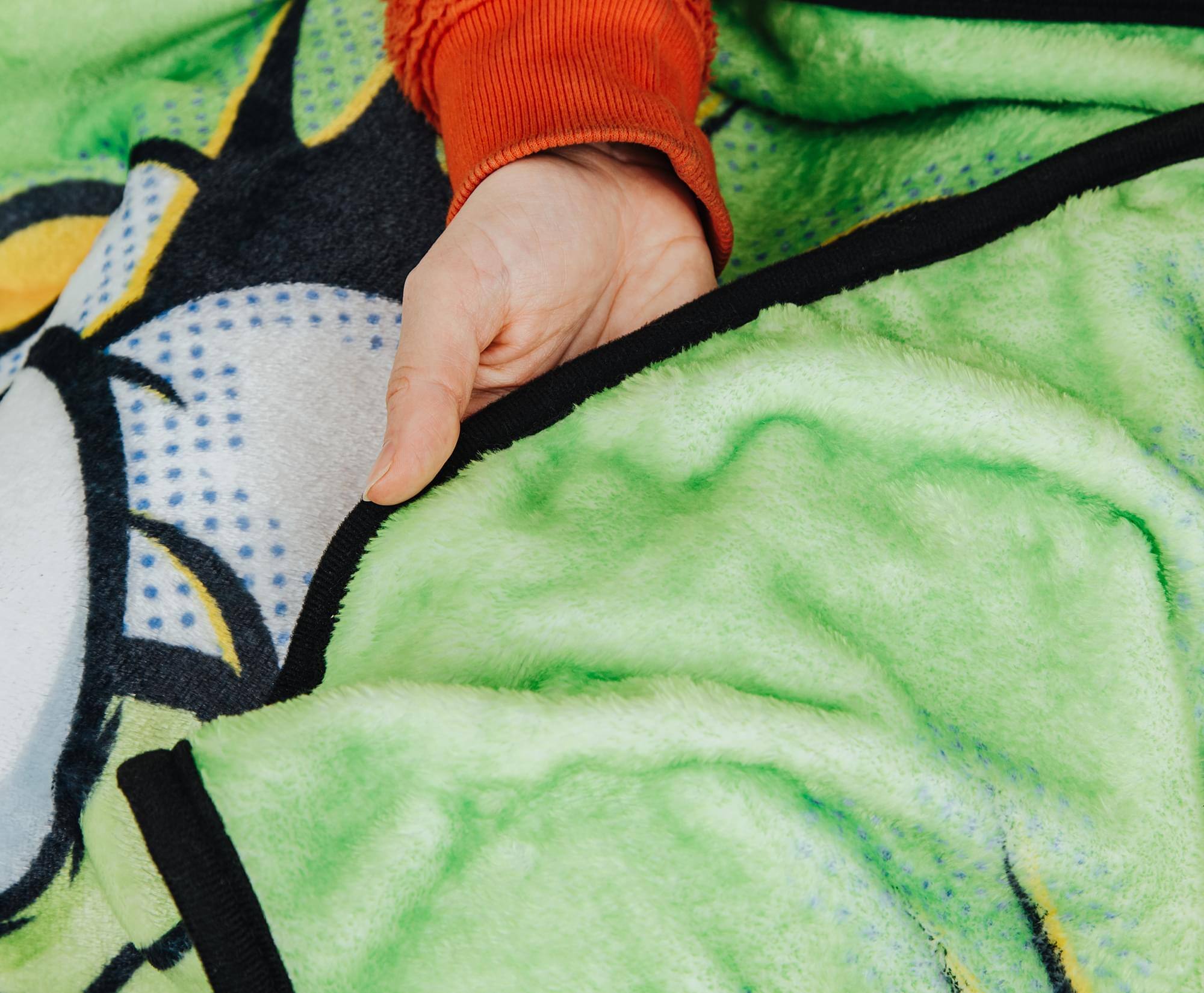 Alt View 4. Silver Buffalo - Invader Zim GIR "I Wanted To Explode" Fleece Throw Blanket | 45 x 60 Inches - Multi-Colored.