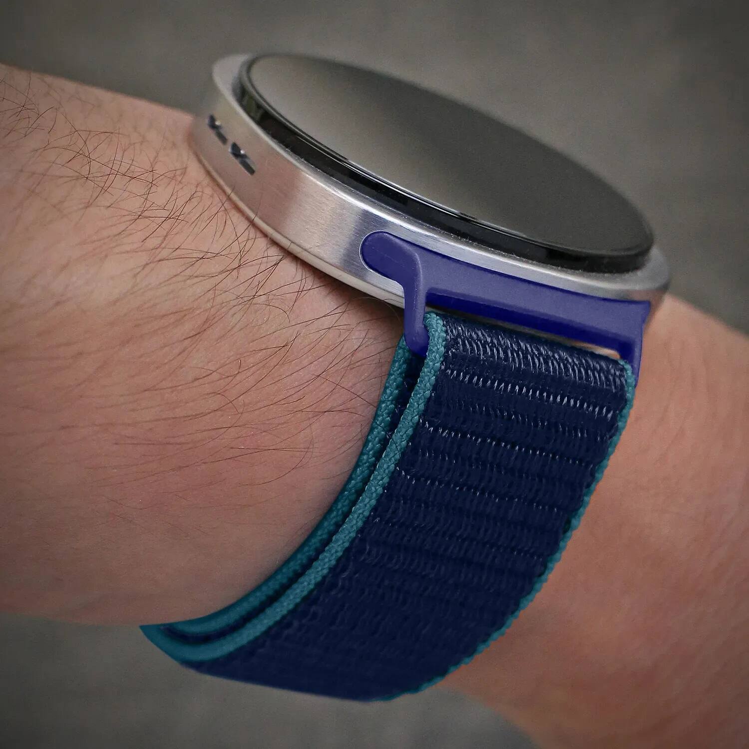 Left. StrapsCo - Nylon Comfort Watch Band Strap For Samsung Galaxy Watch 8 - Navy.