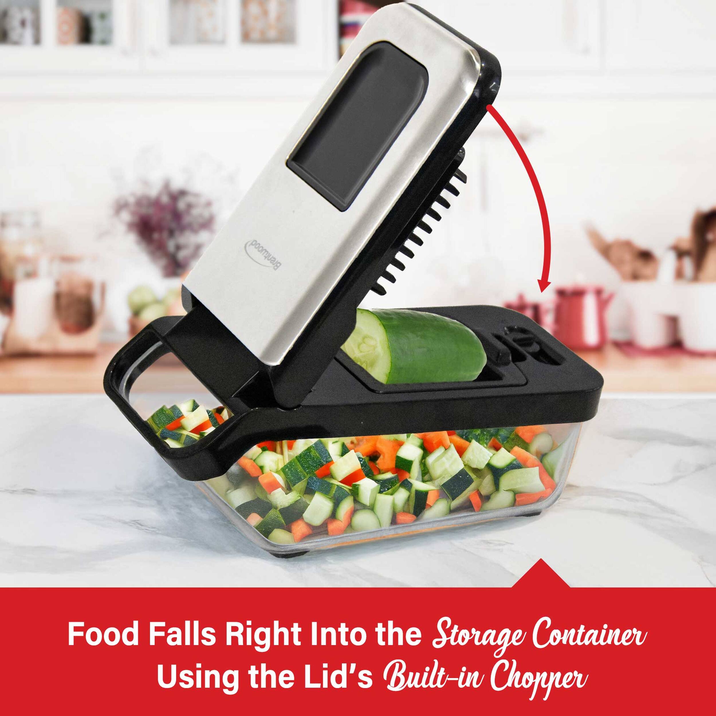 Brentwood Food Falls Right Into the Storage Container Using the Lid's Built-in Chopper