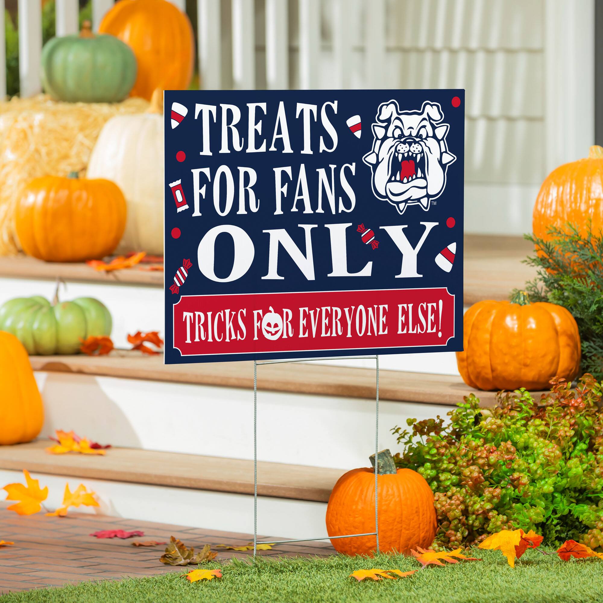 TREATS FOR FANS ONLY  
TRICKS FOR EVERYONE ELSE!