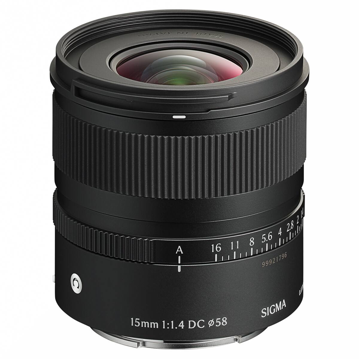 JAPAN MADE  
2 4 28  
8 5.6 A 16 11 I 99921796  
U 15mm 058  
SIGMA 1:1.4 DC