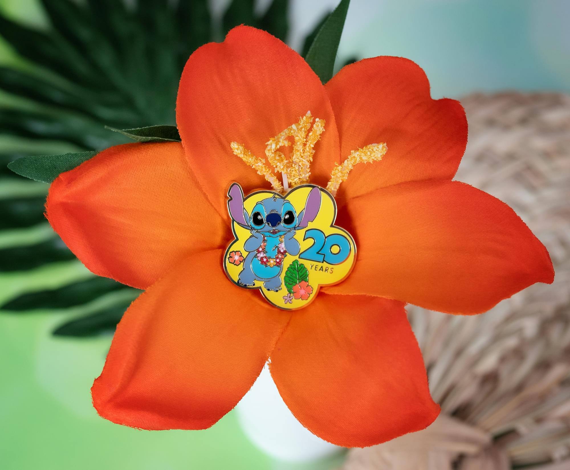 Alt View 10. Disney - Disney Lilo & Stitch 20th Anniversary Enamel Pin | SDCC 2022 Exclusive - Green.