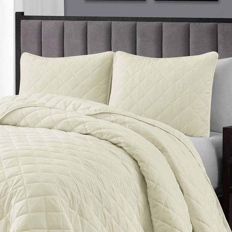 Left. Hivvago - Twin/Twin XL 2-Piece Ivory Microfiber Reversible Diamond Quilt Set - Ivory.