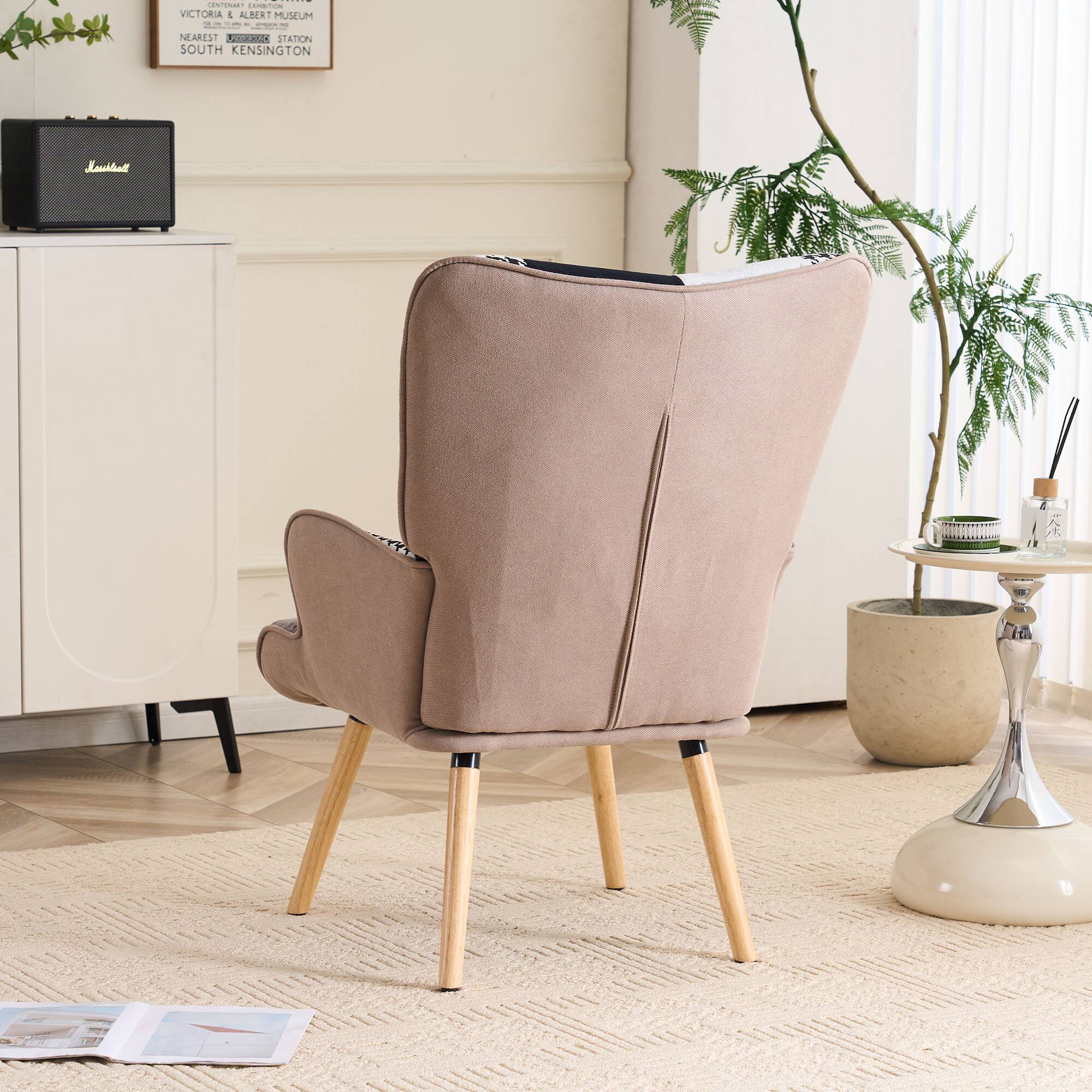 CNiNEr onon VICTORIA & ALBERT MUSEUM NEAREST STATION SOUTH KENSINGTON