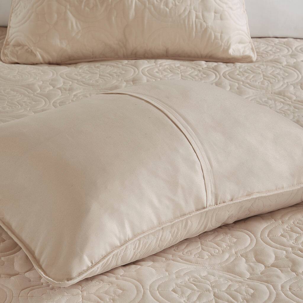 Alt View 2. Gracie Mills - Gracie Mills McCormick 3 Piece Reversible Bedspread Set - Khaki.