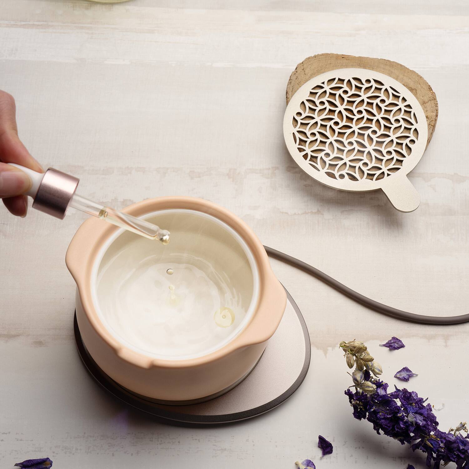 Left. OHOM - Jun Self-heating Diffuser Set - Rosy Apricot.