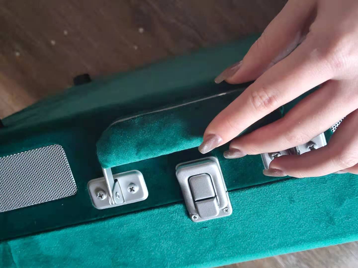 Alt View 2. Arkrocket - Arkrocket Curiosity III Suitcase Bluetooth Record Player Turntable built-in Speakers (Green Velvet) - Green Velvet.