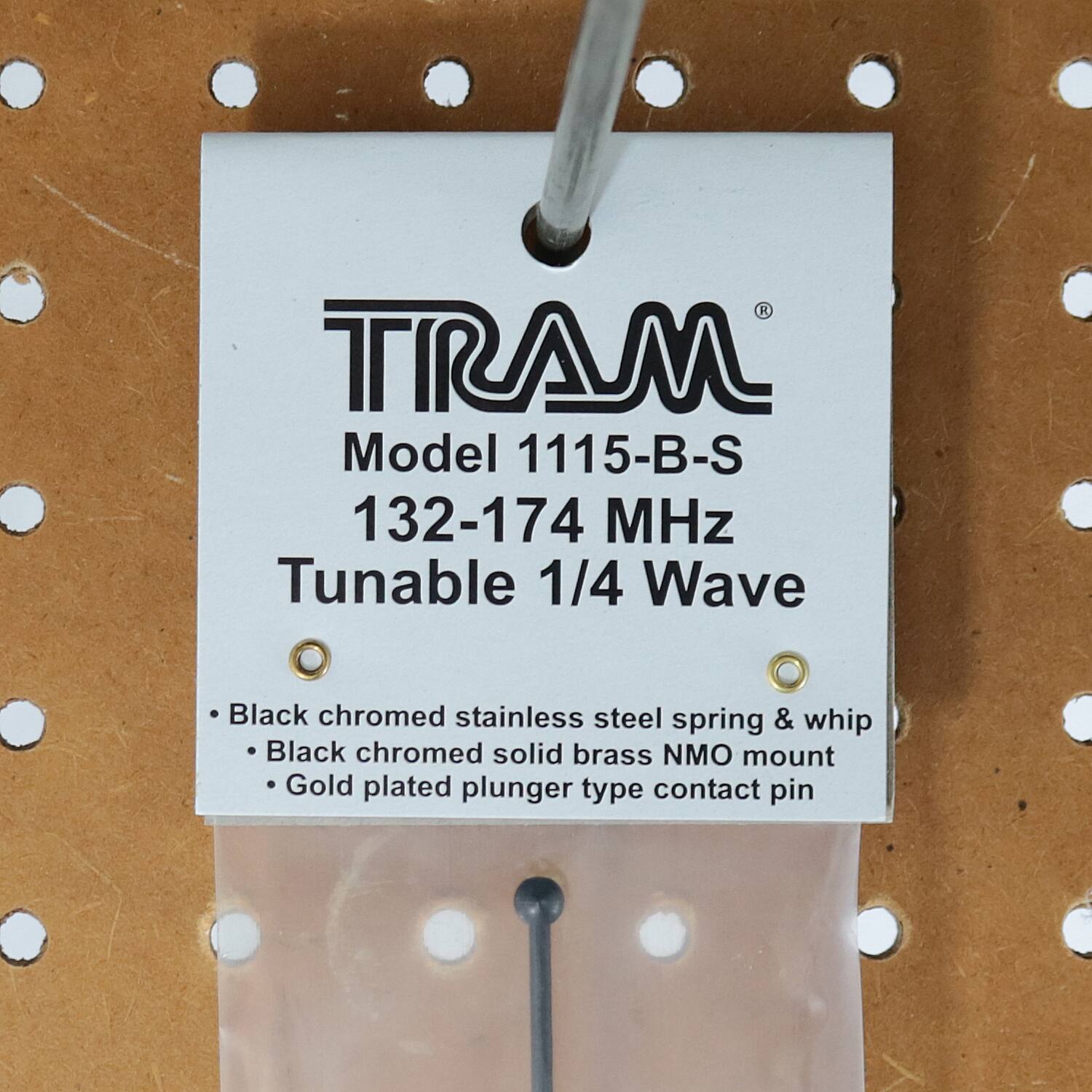 TRAM Model 1115-B-S  
132-174 MHz  
Tunable 1/4 Wave  

- Black chromed stainless steel spring & whip  
- Black chromed solid brass NMO mount  
- Gold plated plunger type contact pin