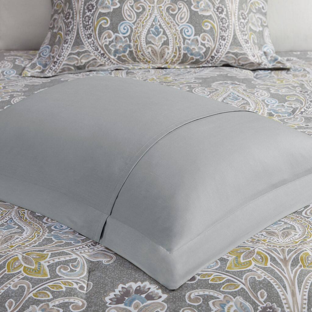 Alt View 3. Gracie Mills - Gracie Mills Brant Damask 5-Piece Cotton Duvet Cover Set - Grey.