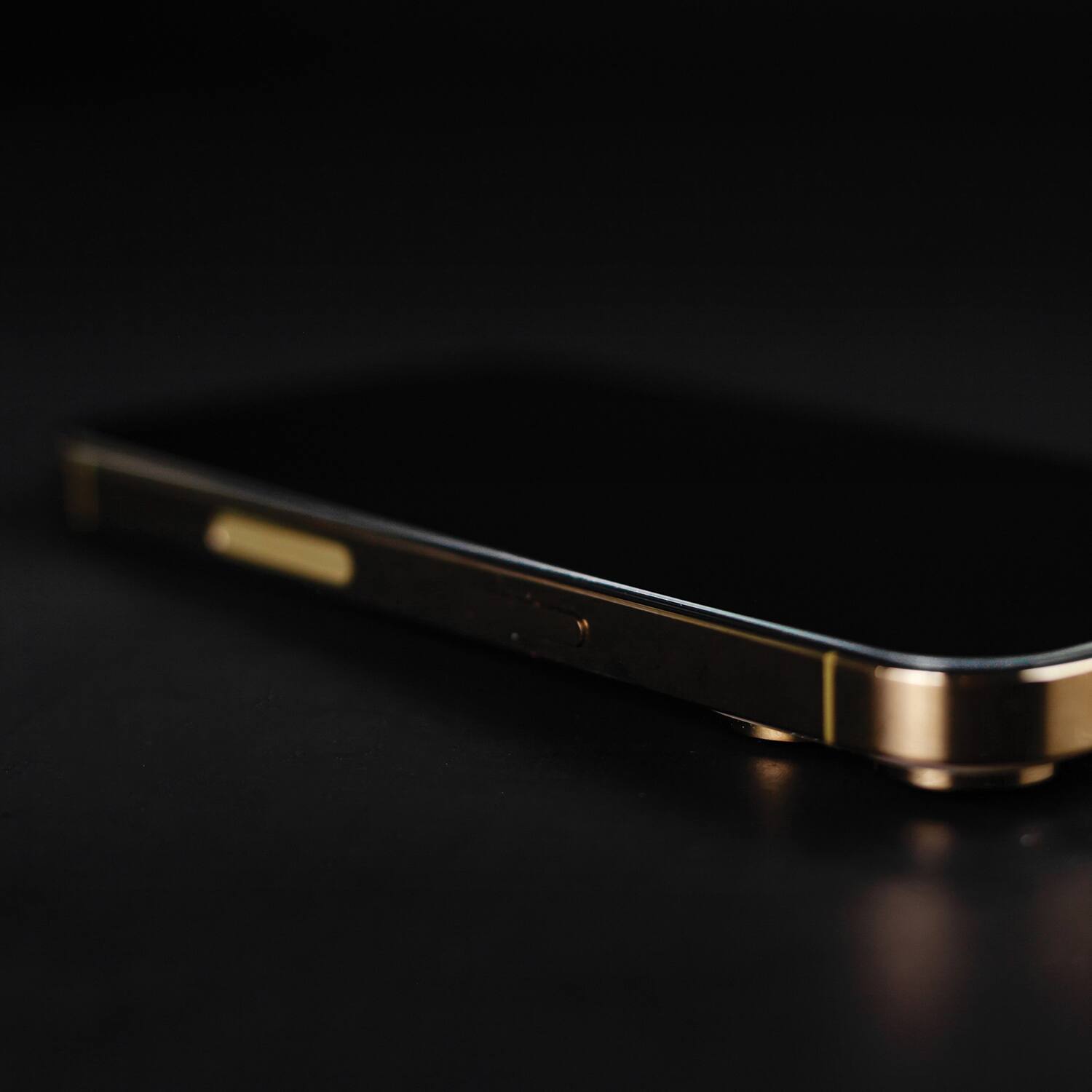 Alt View 1. Cellhelmet - Cellhelmet Temp-i15-61pro Tempered Glass Screen Protector For Iphone (iphone 15 Pro) - clear.