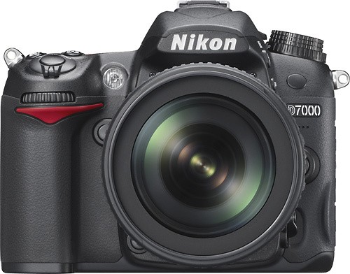  Nikon - D7000 DSLR Camera with 18-105mm VR Lens - Black