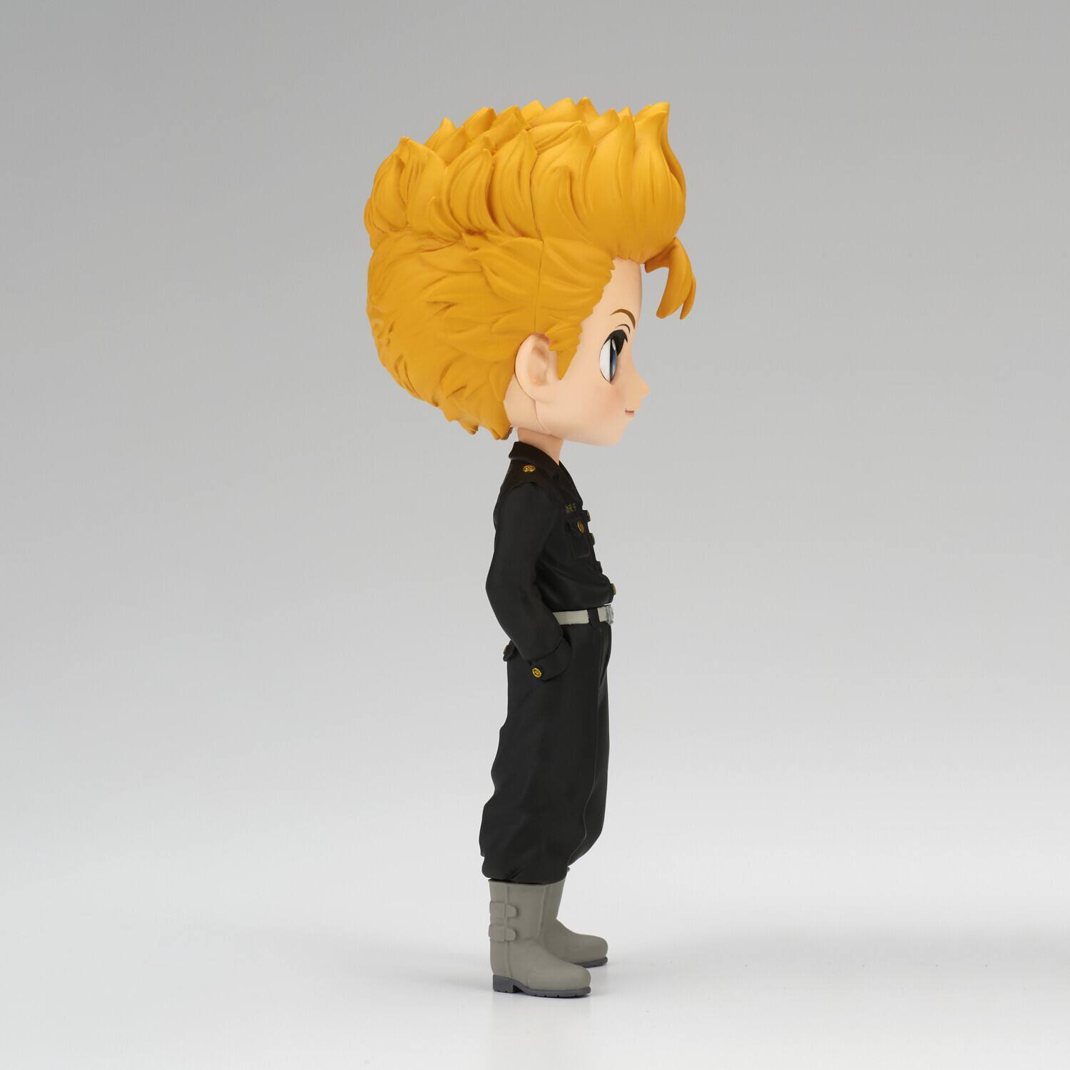 Alt View 3. PopMarket - BanPresto - Tokyo Revengers - Q Posket - Takemichi Hanagaki Statue   - COLLECTIBLES - Multicolor.