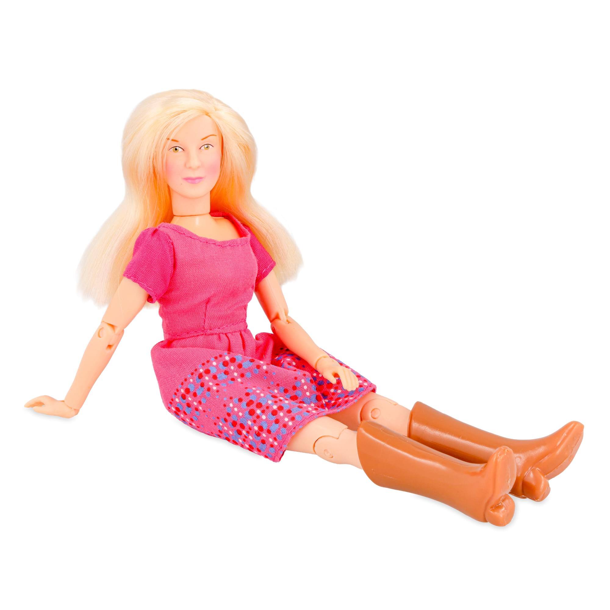 Alt View 3. Bif Bang Pow - Big Bang Theory 8" Retro Clothed Action Figure, Penny.