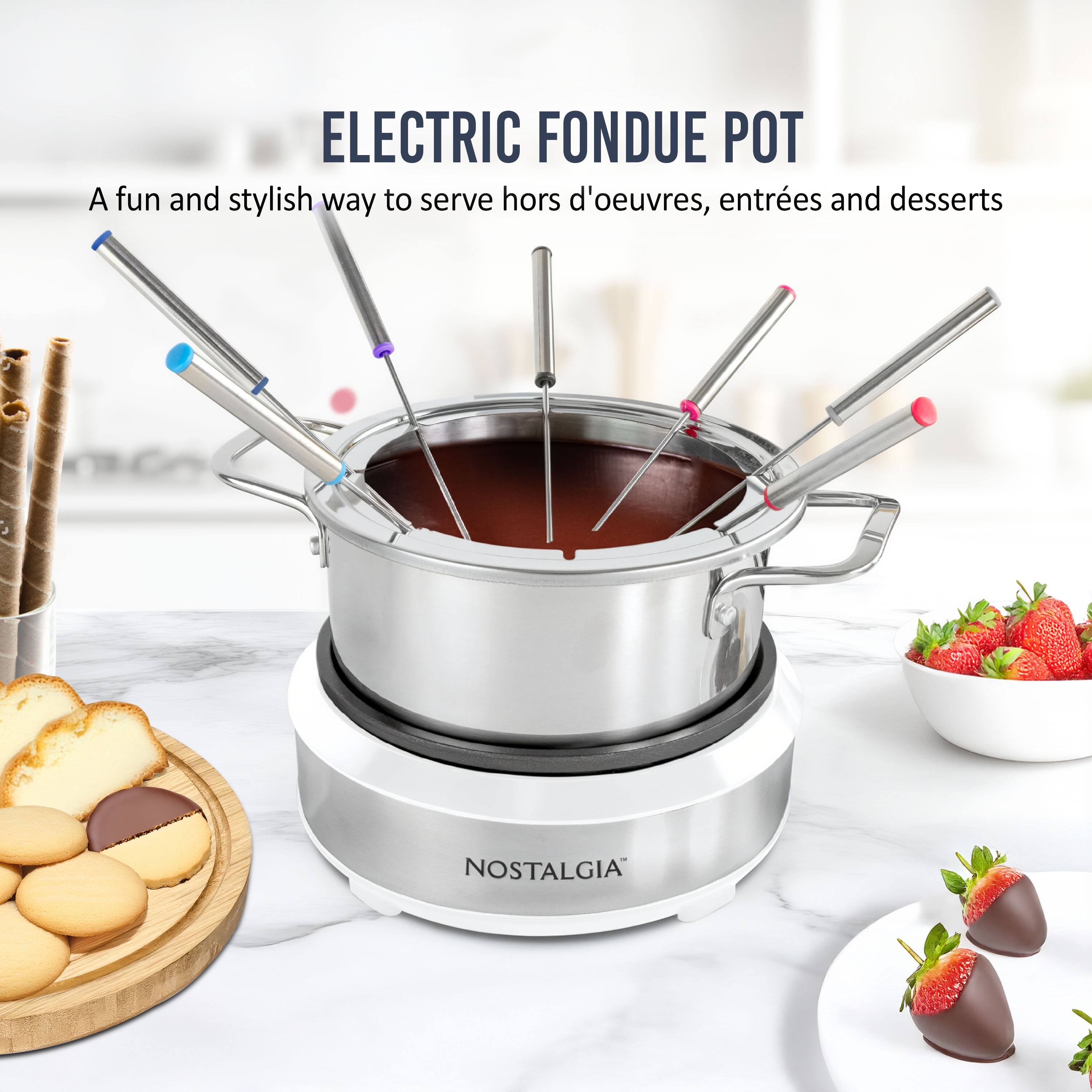 ELECTRIC FONDUE POT

A fun and stylish way to serve hors d'oeuvres, entrées and desserts

NOSTALGIA