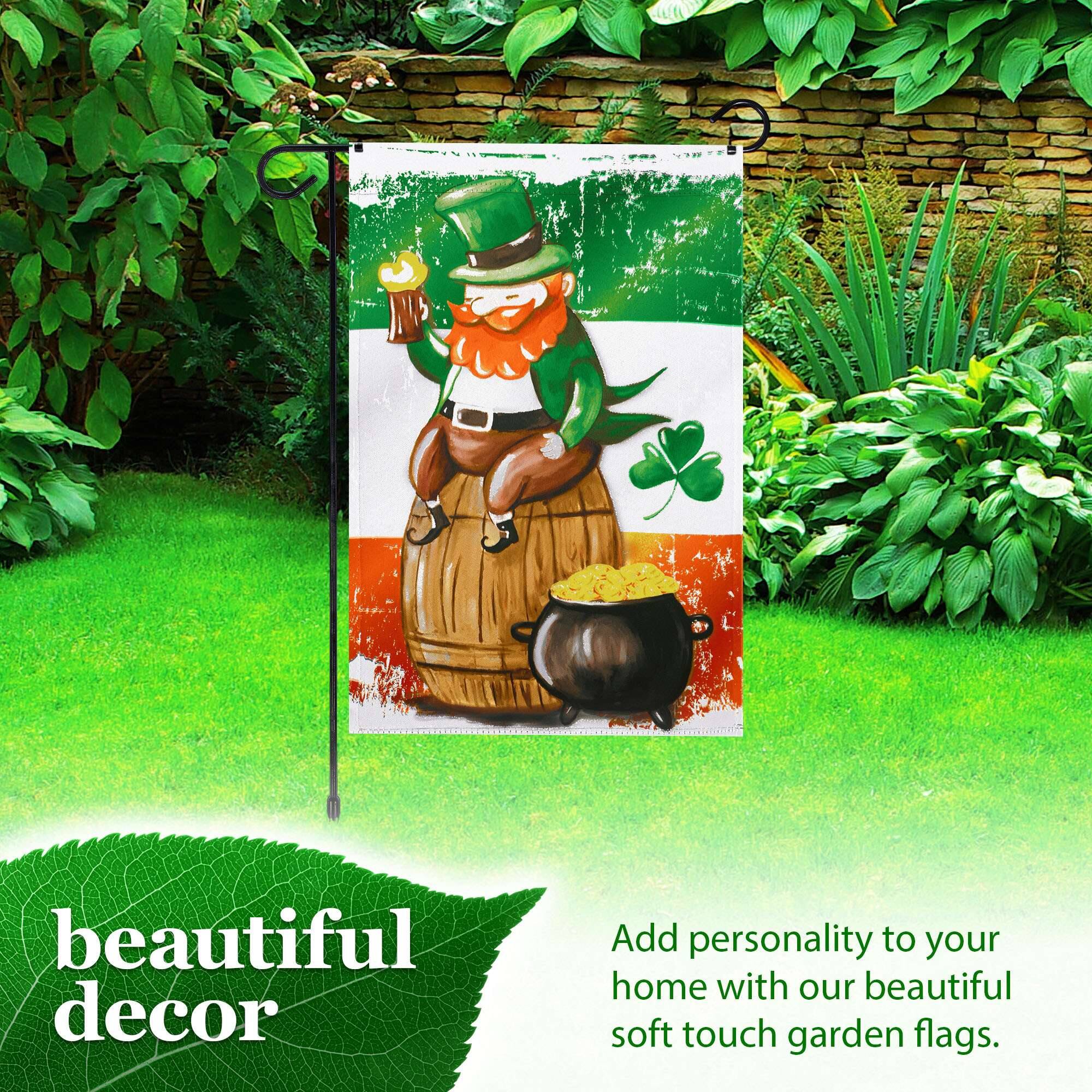 beautiful decor

Add personality to your home with our beautiful soft touch garden flags.