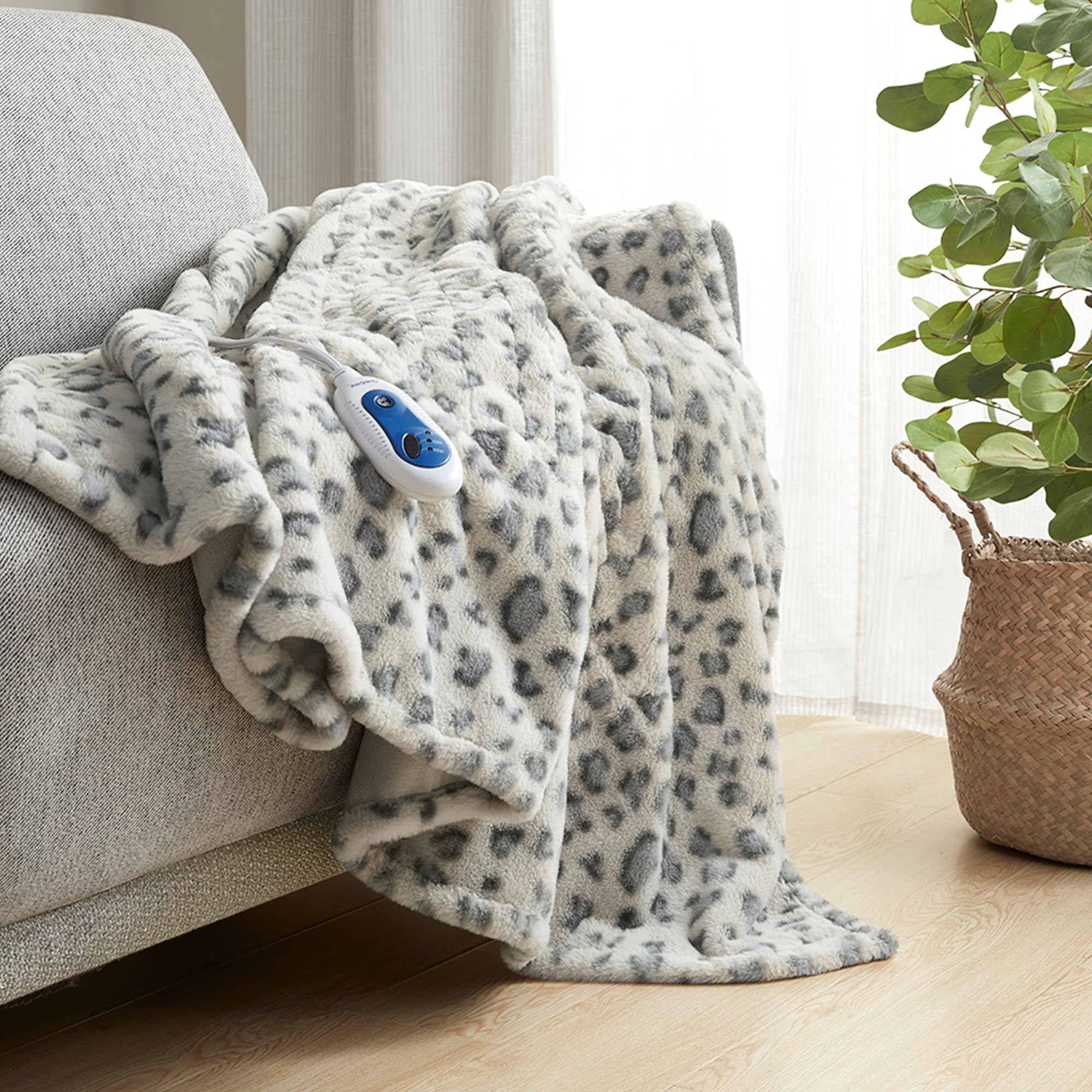 Front. Alchemy Casas - Zuri Reversible Faux To Electric Blanket Auto Shut Off Virtually Zero Emf Multi Heat Setting Ul Certified - Grey Leopard 50x70".