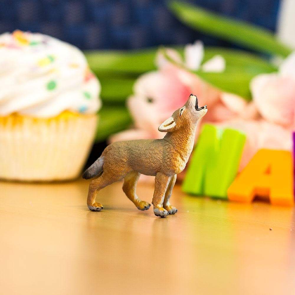 Angle. Safari Ltd. - Coyote Pup Toy Figurine.