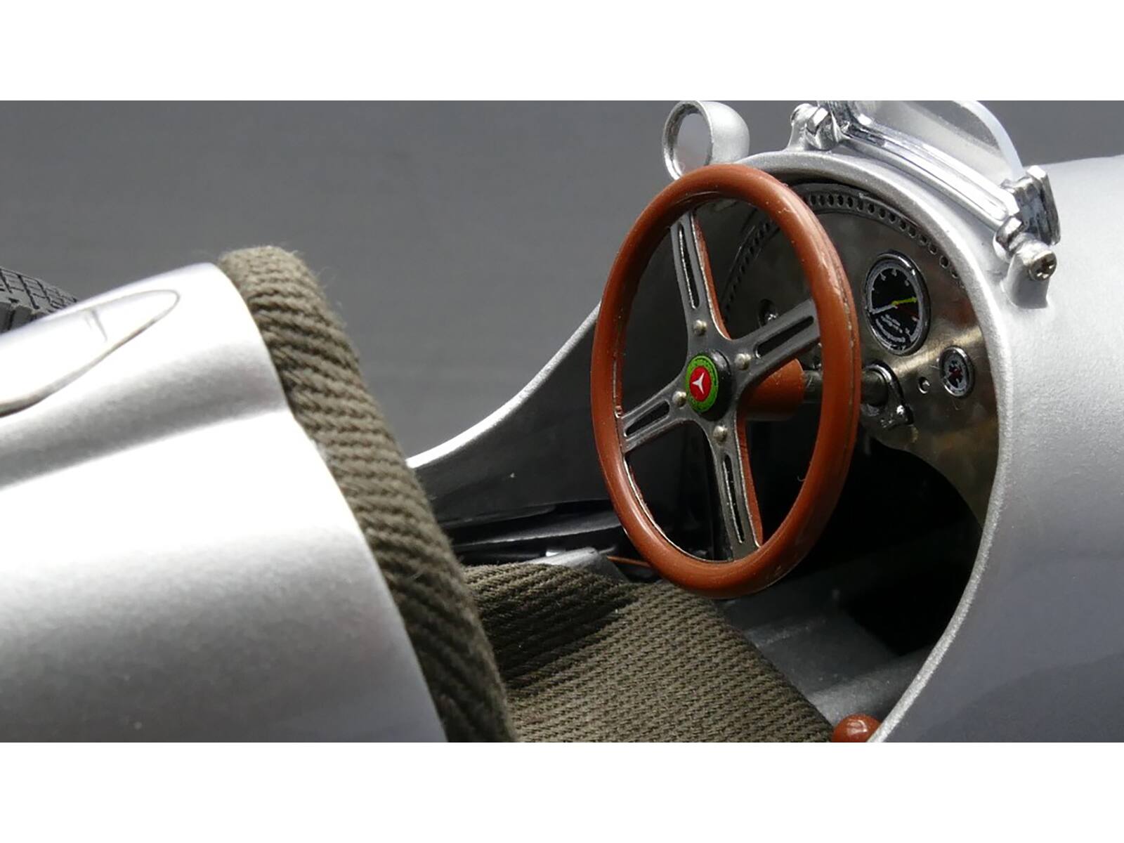 Alt View 2. CMC - Mercedes W125 #2 Hermann Lang 1937 GP Donington Limited to 1000pc Worldwide 1/18 Diecast Model Car by CMC.