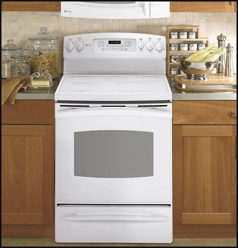 Front Standard. GE - Profile 30" Self-Cleaning Freestanding Electric Range - White.