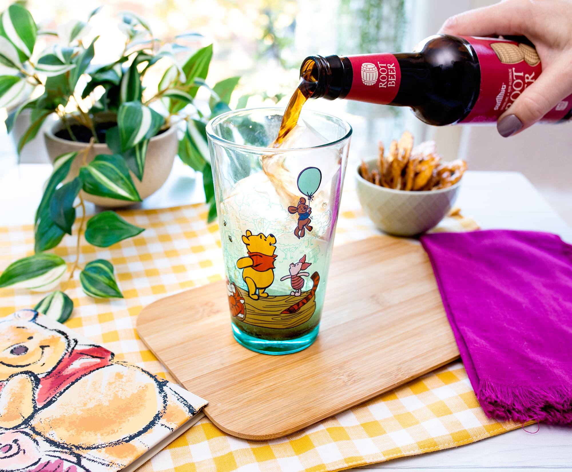 ROOT BEER  
ROOT BEER